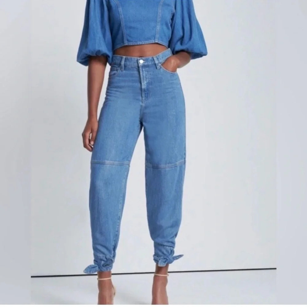 7 For All Mankind Taper Tie Ankle Jeans in Tulip Size 26